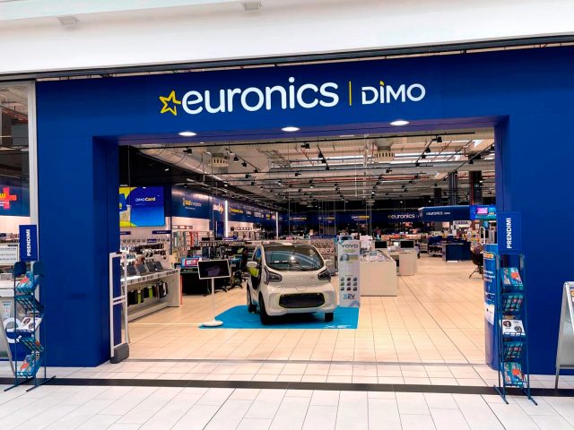 I negozi torinesi Euronics DIMO vendono le auto elettriche XEV YOYO